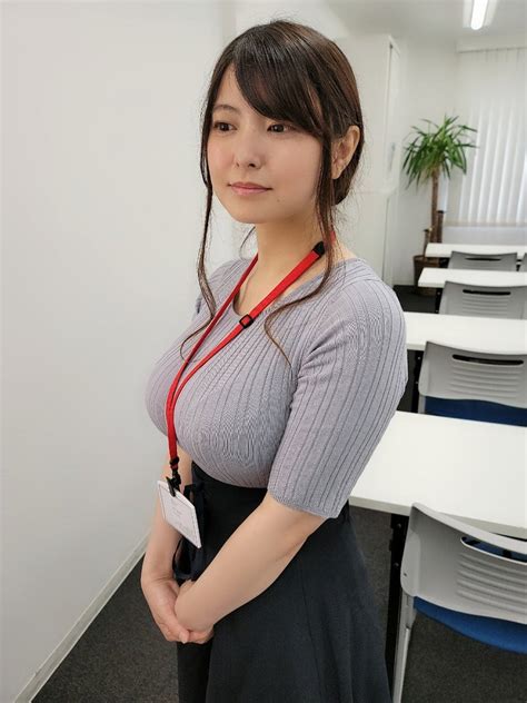 抜ける巨乳|【抜けるエロ画像】巨乳美女へのマッサージや潮吹きセックスな。